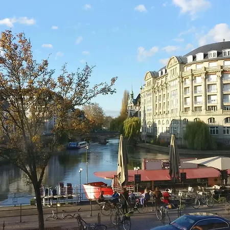 Le Quai Des Pecheurs *